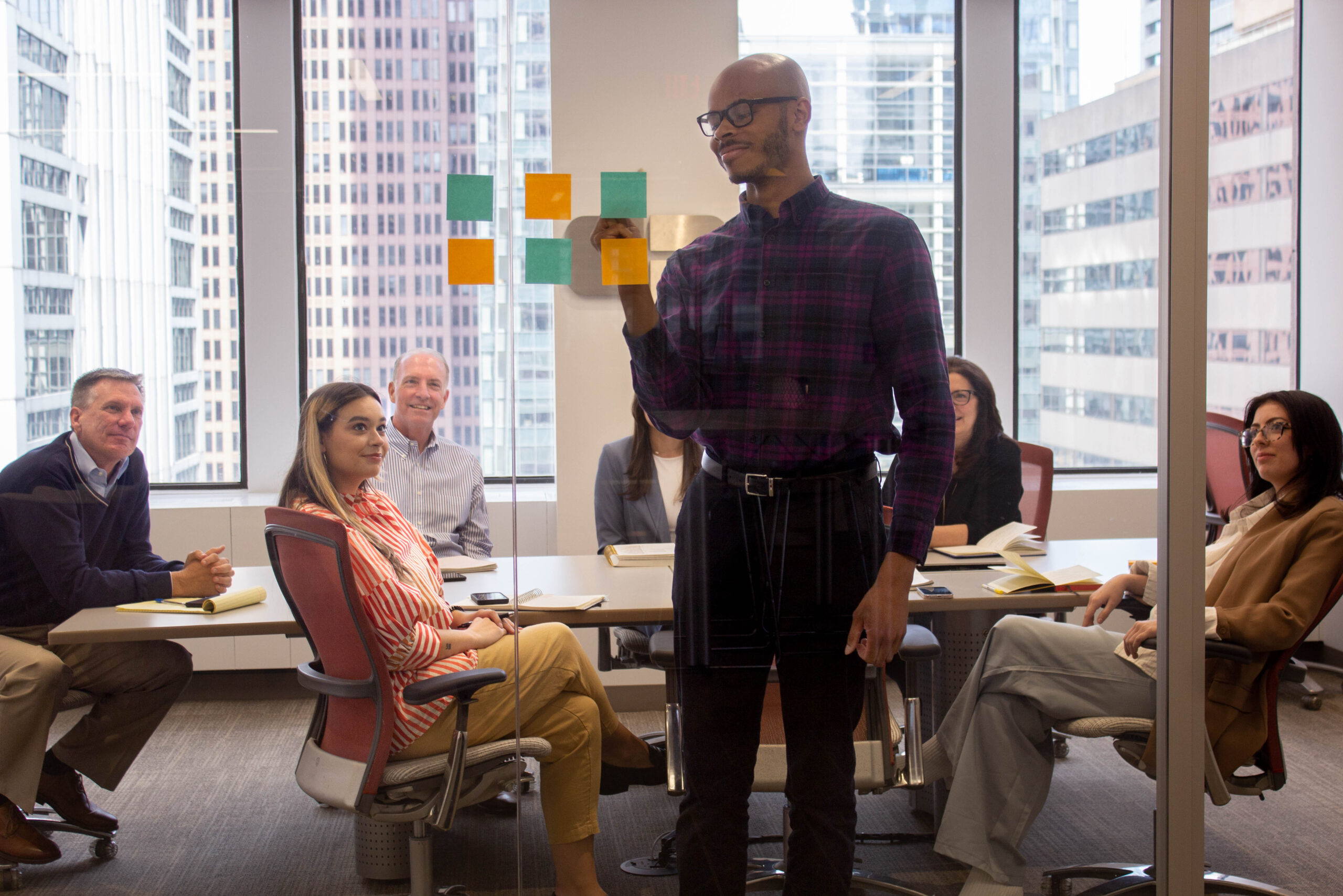 Devine + Partners logo